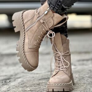 Ultralekkie botki na traperkowej podeszwie MAKANDA beige skóra naturalna