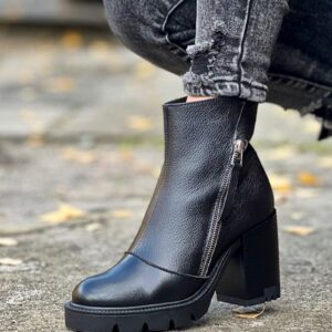 Wygodne i lekkie jak piórko botki na obcasie INTERNO BLACK skóra naturalna