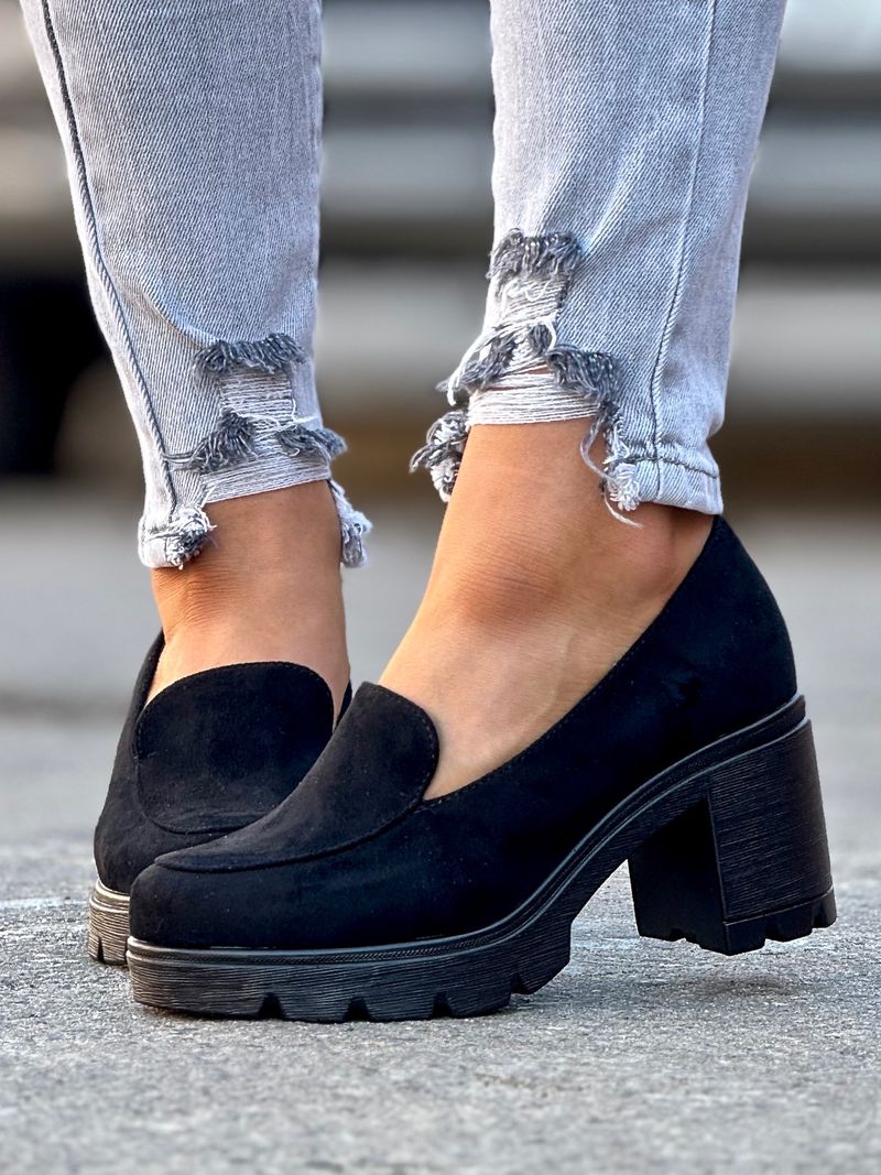 Zgrabne półbuty na obcasie PINA COLADA BLACK