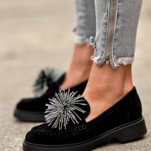 Eleganckie półbuty/mokasyny z pomponem VERNE BLACK skóra naturalna