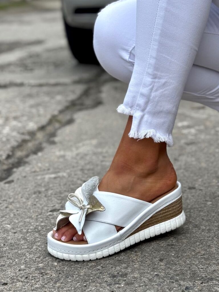 Stylowe klapki BIANCA WHITE GOLD skóra naturalna - obrazek 5
