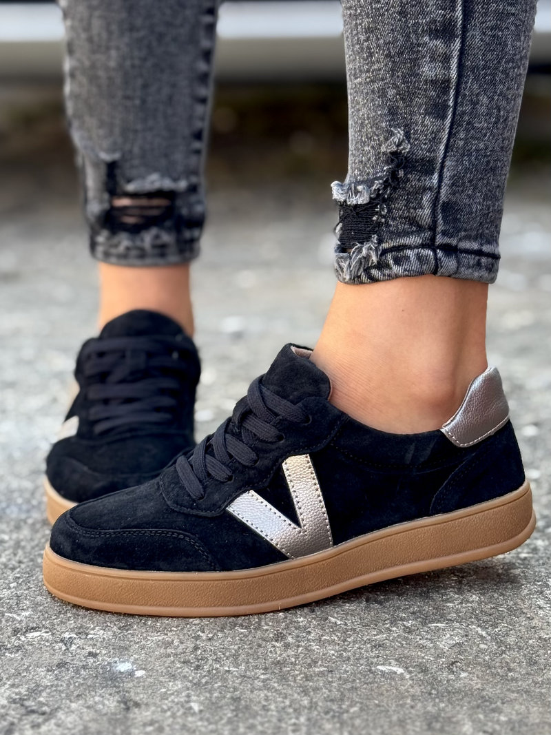 Lekkie trampki MESENA BLACK skóra naturalna