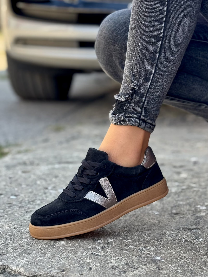 Lekkie trampki MESENA BLACK skóra naturalna