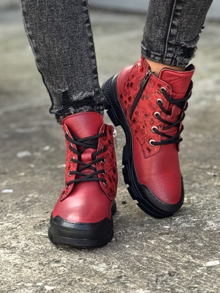Lekkie botki SORAYA RED PRINT skóra naturalna - obrazek 3