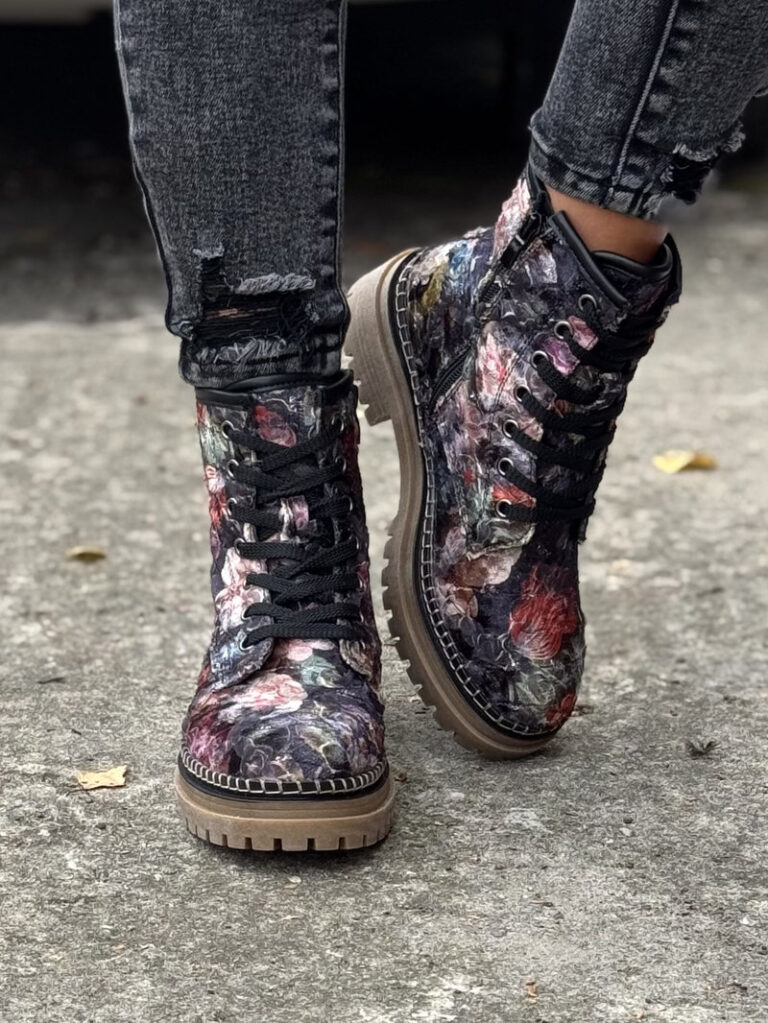 Ocieplane traperki FLORAL TREK BLACK - obrazek 6