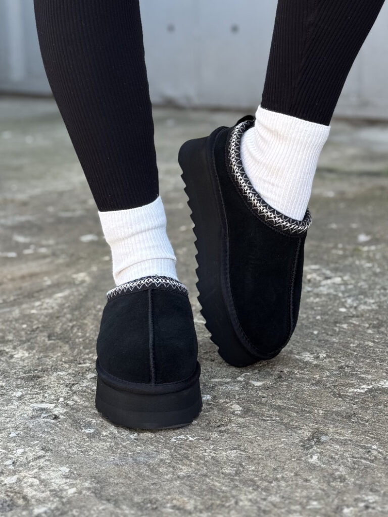 Śniegowce klapki FLUFF BLACK na platformie skóra naturalna - obrazek 6