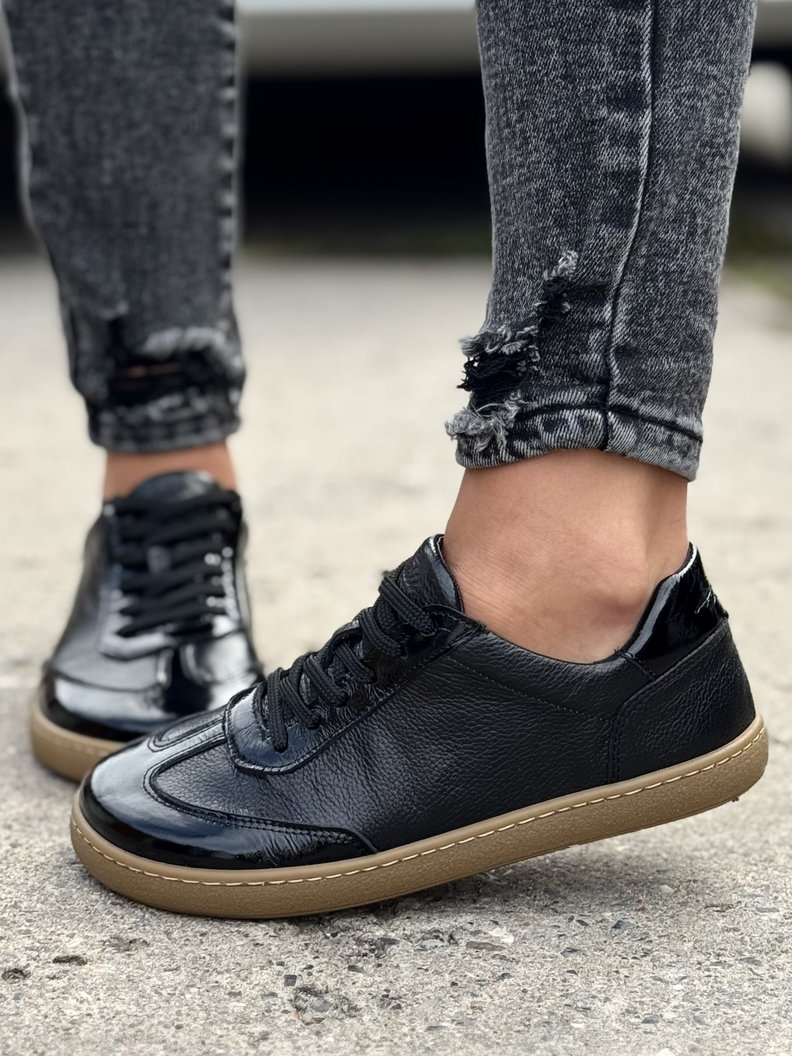 Trampki BAREFOOT KAZADII URBAN czarny groch lakier SKÓRA NATURALNA