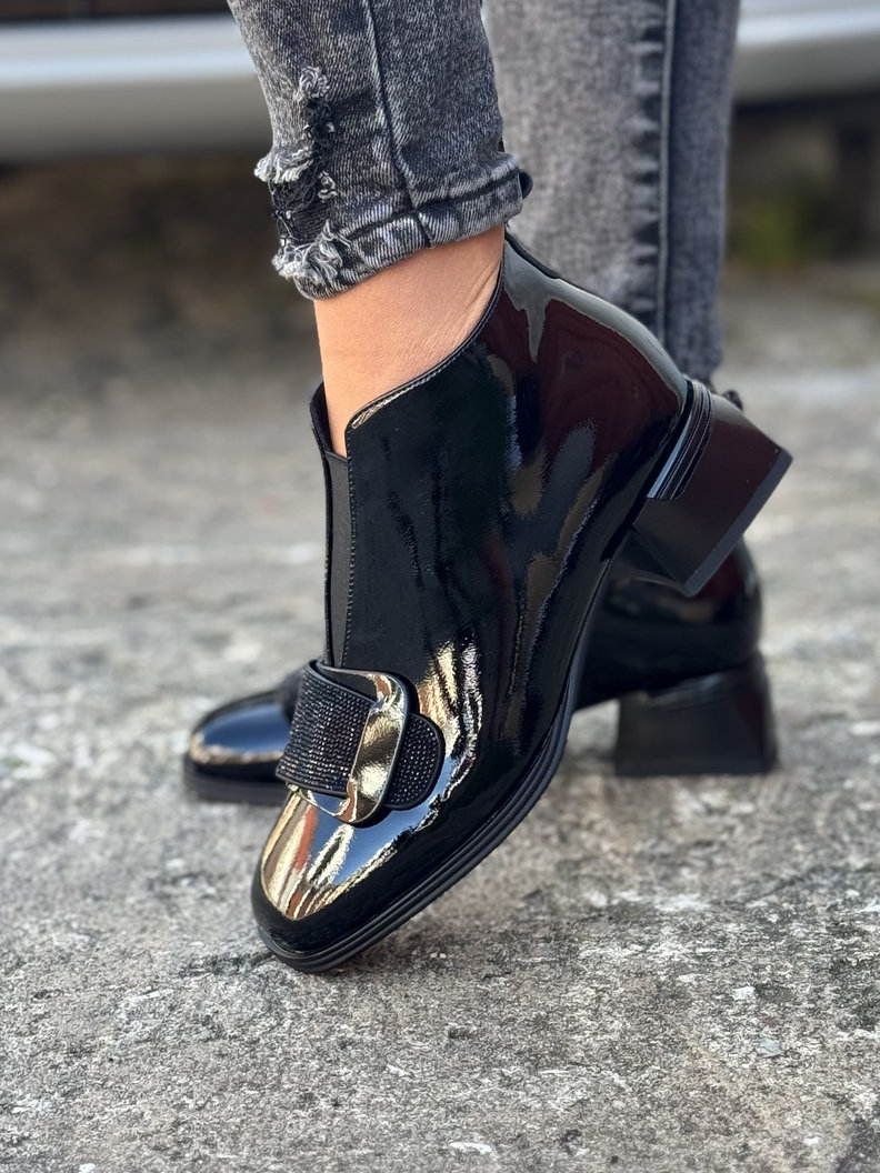 Zgrabne ocieplane botki FIORELLA BLACK skóra naturalna lakier - obrazek 6