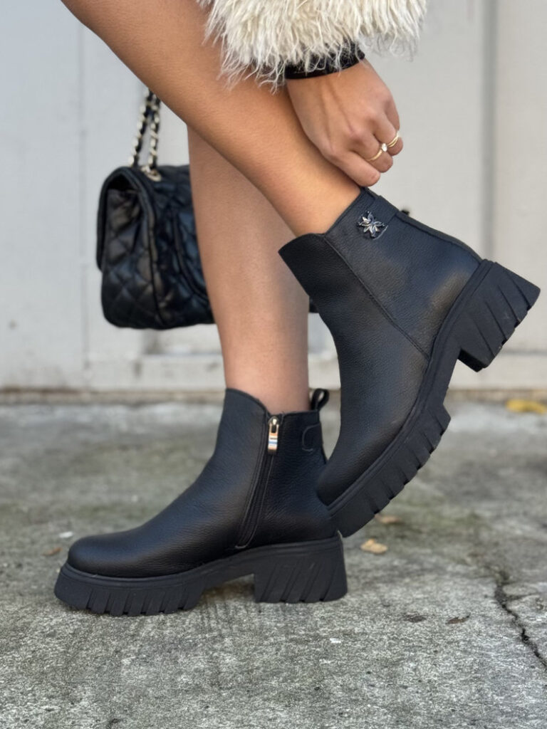 Botki KAZADII TIFFANY BLACK GRAIN skóra naturalna - obrazek 3