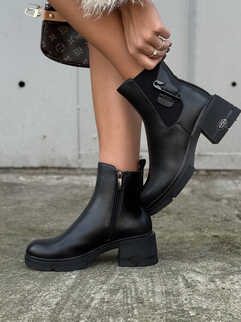 Botki MAVEN BLACK na traperkowej podeszwie