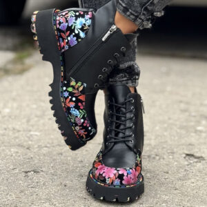 Botki RUST FLOWER BLACK MULTI na traperkowej podeszwie skóra naturalna