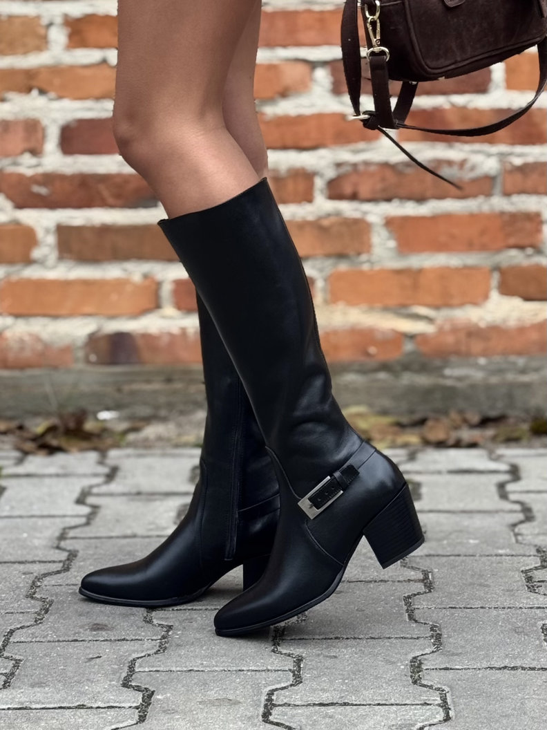 Czarne kozaki KAZADII ALORA na obcasie skóra naturalna