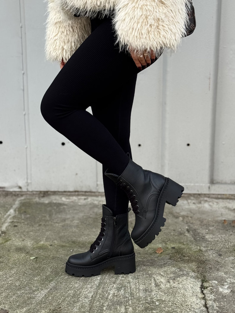 Lekkie botki KAZADII VEYRA BLACK GRAIN skóra naturalna - obrazek 7