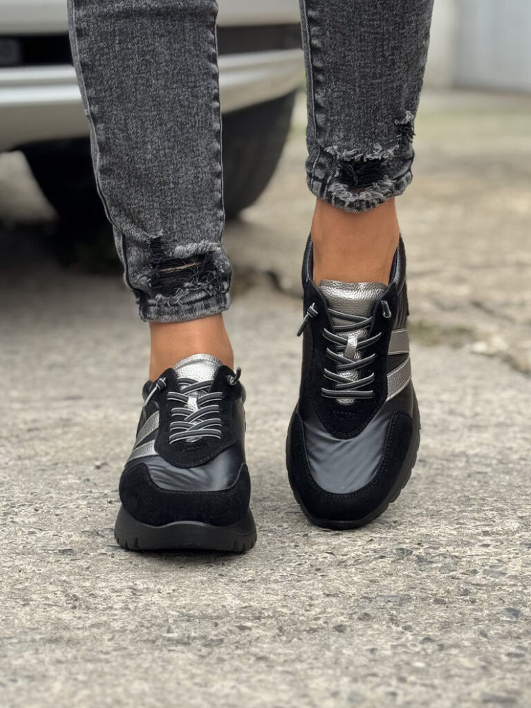 Lekkie sneakersy VENEZZA BLACK - obrazek 3