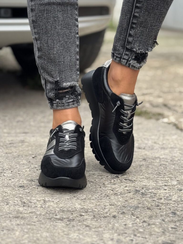 Lekkie sneakersy VENEZZA BLACK - obrazek 6