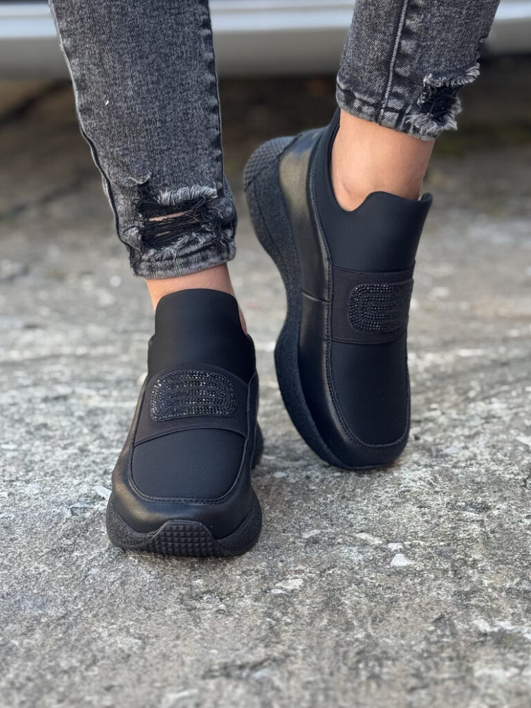 Sportowe botki ENIGMA ALL BLACK skóra naturalna - obrazek 5