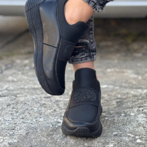 Sportowe botki ENIGMA ALL BLACK skóra naturalna