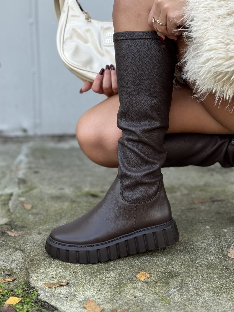 Stylowe kozaki KAZADII MIRELLA CHOCO GRAIN ze streczem skóra naturalna - obrazek 5