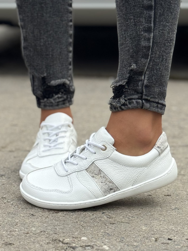 TRAMPKI KAZADII BAREFOOT GROUNDIES WHITE skóra naturalna - obrazek 3