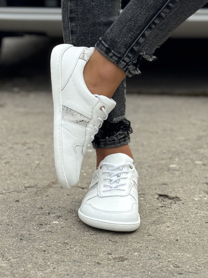 TRAMPKI KAZADII BAREFOOT GROUNDIES WHITE skóra naturalna - obrazek 6