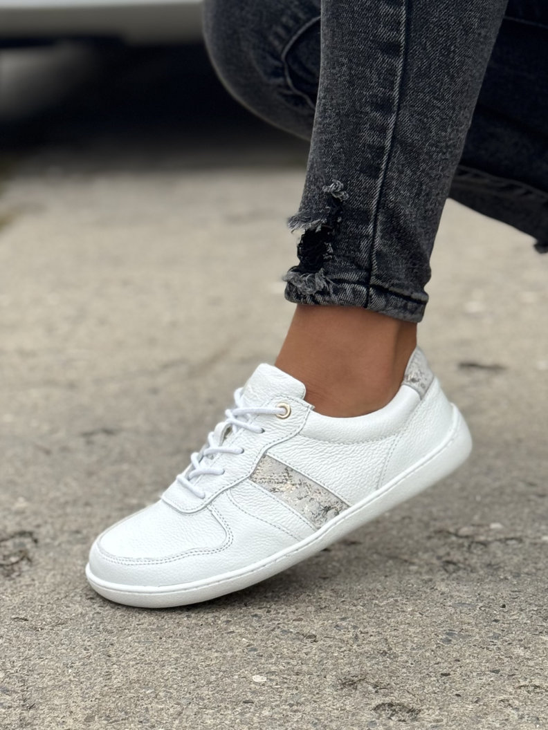 TRAMPKI KAZADII BAREFOOT GROUNDIES WHITE skóra naturalna - obrazek 7