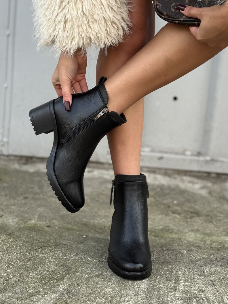 Zgrabne botki COSTA BLANCA BLACK na obcasie - obrazek 6