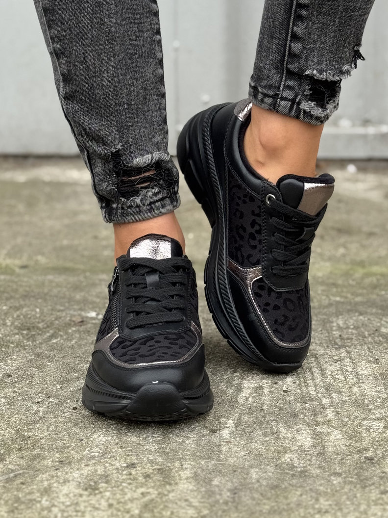 Lekkie jak piórko sneakersy WILD MOON BLACK skóra naturalna - obrazek 4