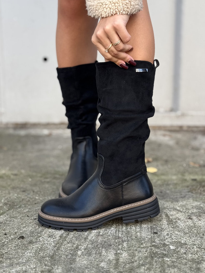 Lekkie kozaczki ARIA BLACK