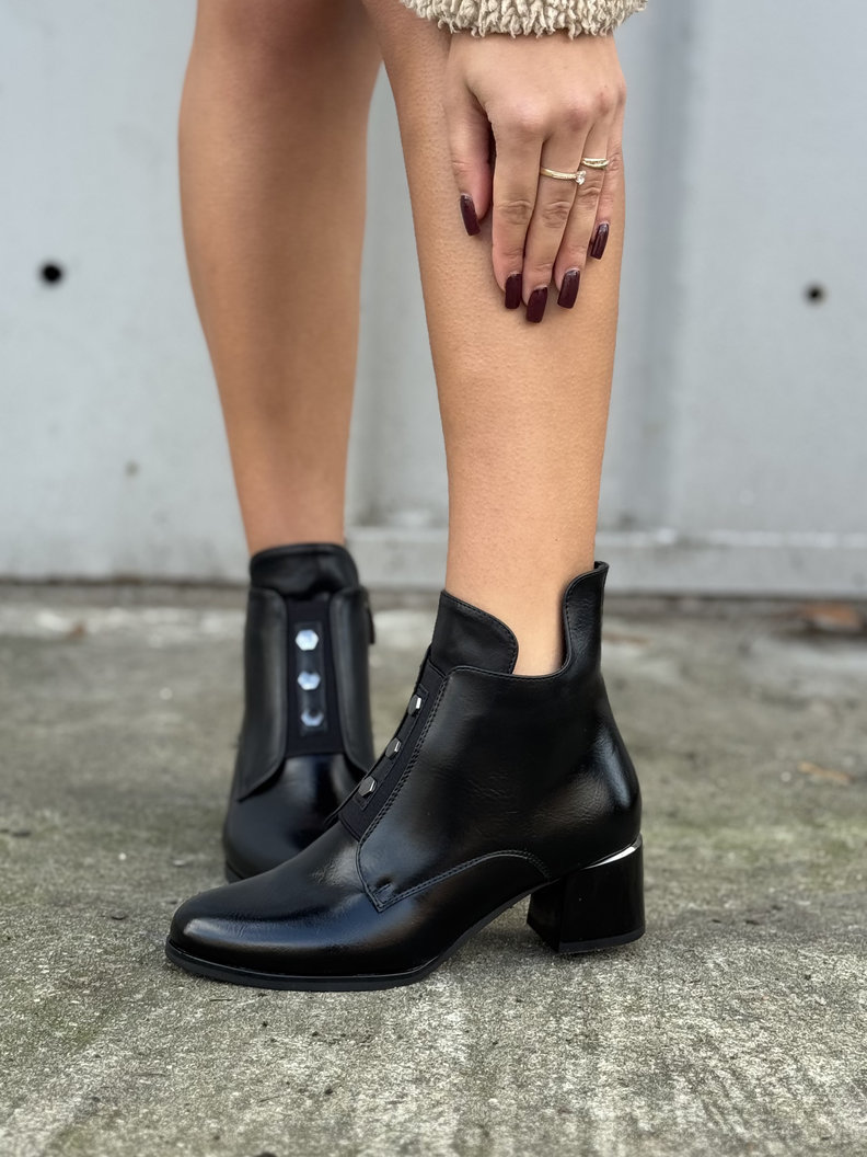 Stylowe botki DENVER BLACK na obcasie