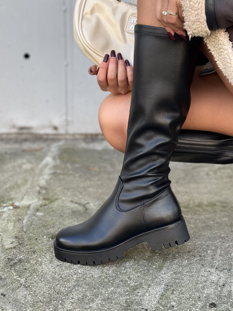 Stylowe kozaki ZURICH BLACK z elastyczną cholewką - obrazek 4