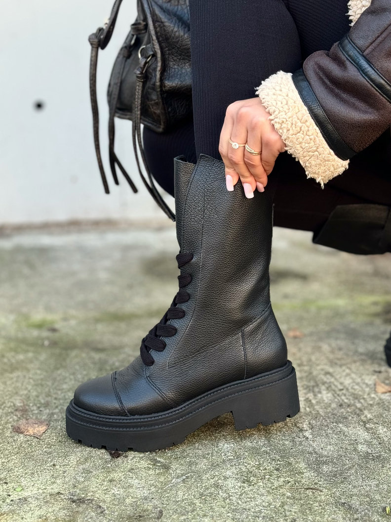 Wygodne botki KAZADII RAVENNA BLACK GRAIN skóra naturalna