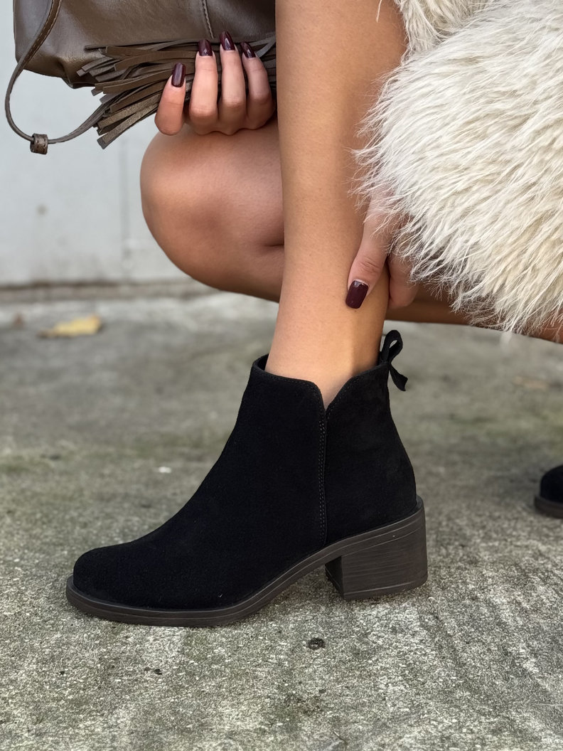 Zgrabne botki KAZADII LUIZA BLACK skóra naturalna