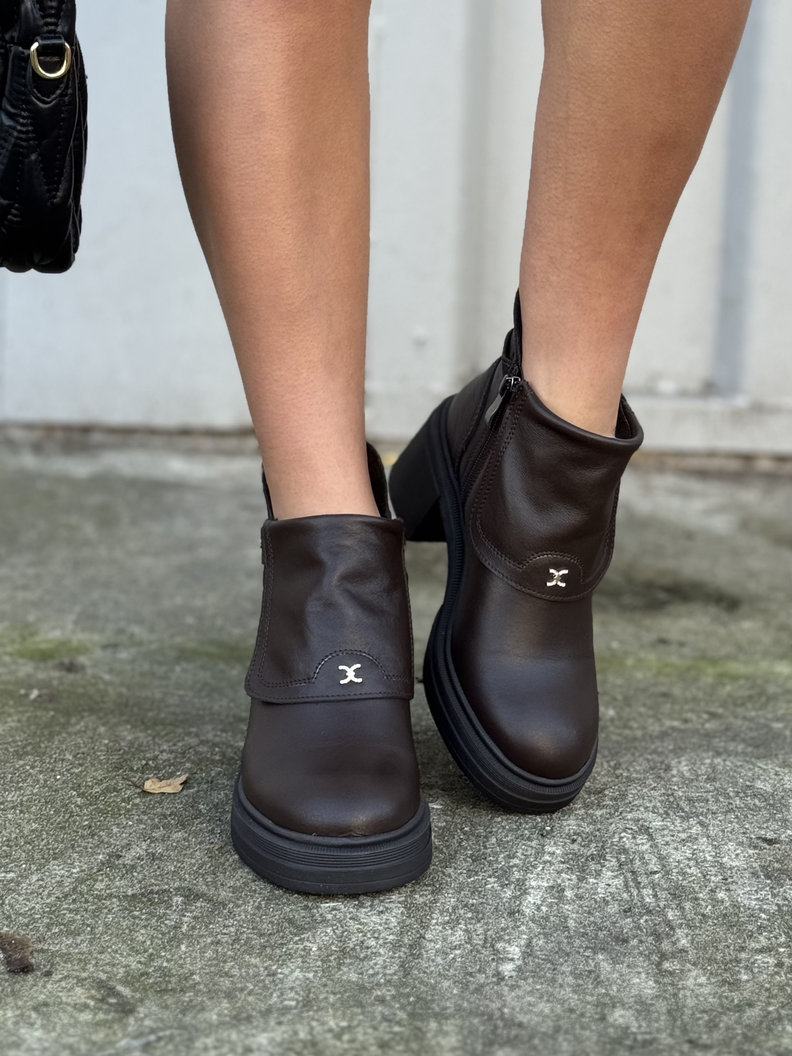 Zgrabniutkie botki KAZADII CANNES CHOCO skóra naturalna lico - obrazek 4