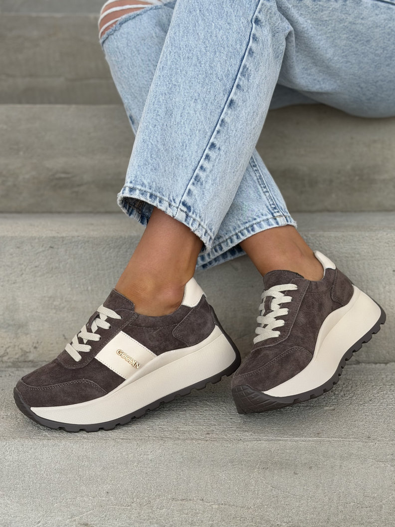 Lekkie jak piórko sneakersy SAVIA CHOCO na wyższej podeszwie skóra naturalna - obrazek 9