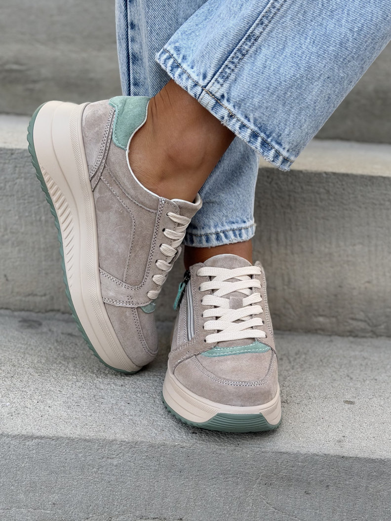 Lekkie sneakersy na wyższej podeszwie IBIZA PALM BEIGE skóra naturalna - obrazek 7