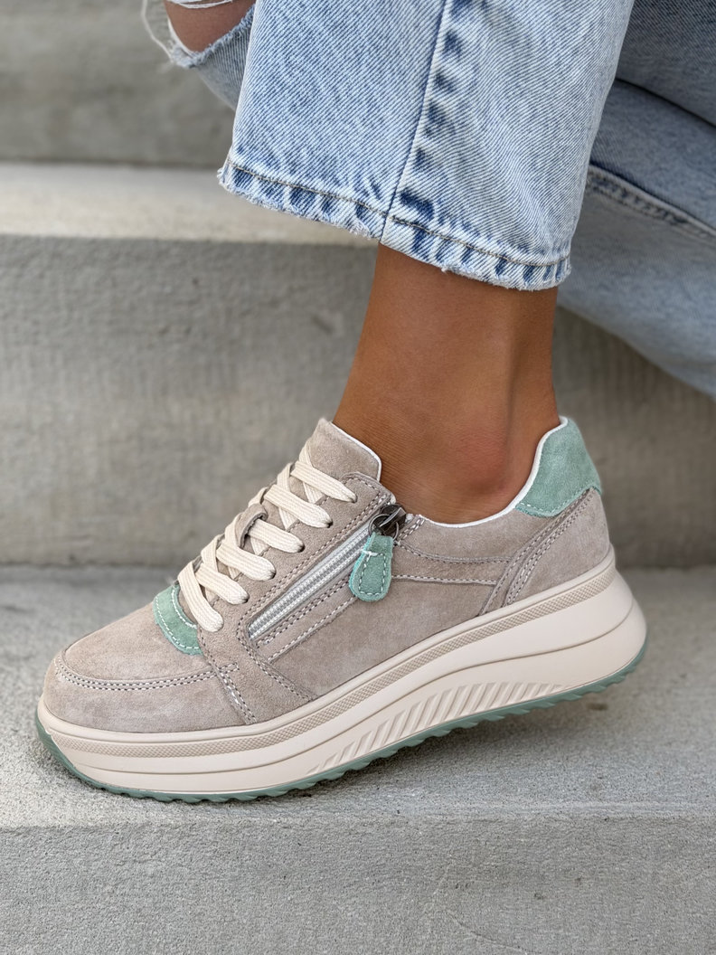 Lekkie sneakersy na wyższej podeszwie IBIZA PALM BEIGE skóra naturalna