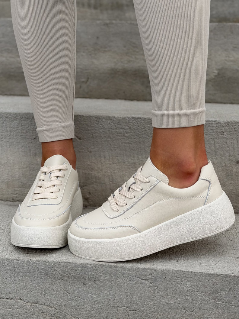 Lekkie trampki AVELA BEIGE na wyższej podeszwie skóra naturalna - obrazek 8