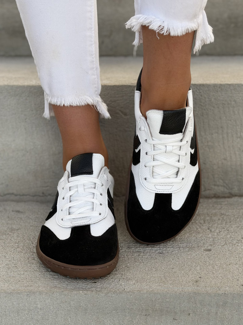 Modne trampki KAZADII BAREFOOT BLOMI WHITE BLACK skóra naturalna - obrazek 2