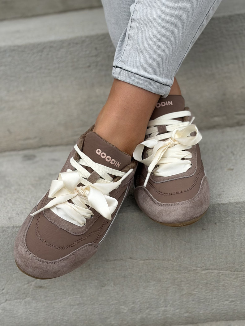 Sportowe buty MIA BROWN z kokardą skóra naturalna - obrazek 6