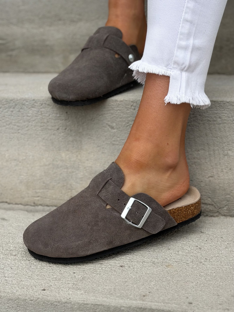 Klapki damskie CANAVES CHOCO skóra naturalna - obrazek 8