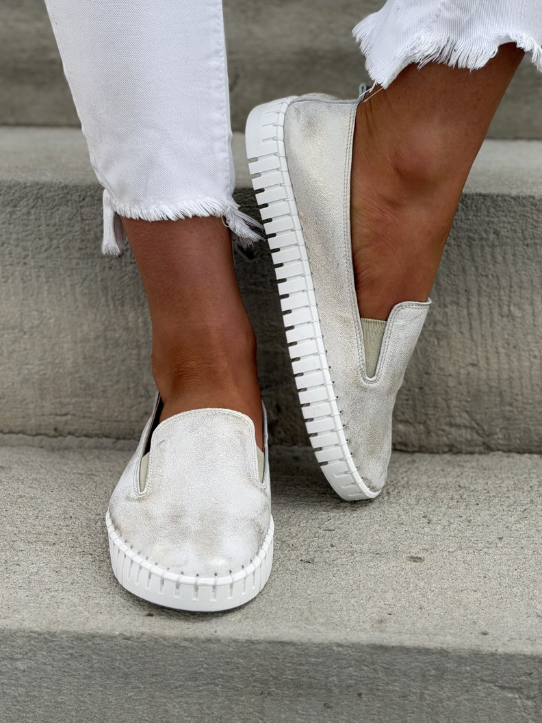 LEKKIE SLIP'ONY KAZADII CALIOS WHITE GOLD skóra naturalna - obrazek 4