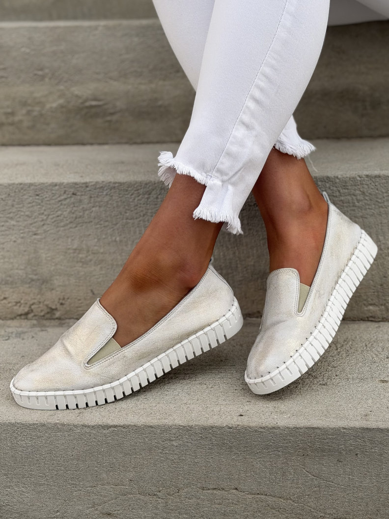 LEKKIE SLIP'ONY KAZADII CALIOS WHITE GOLD skóra naturalna - obrazek 8