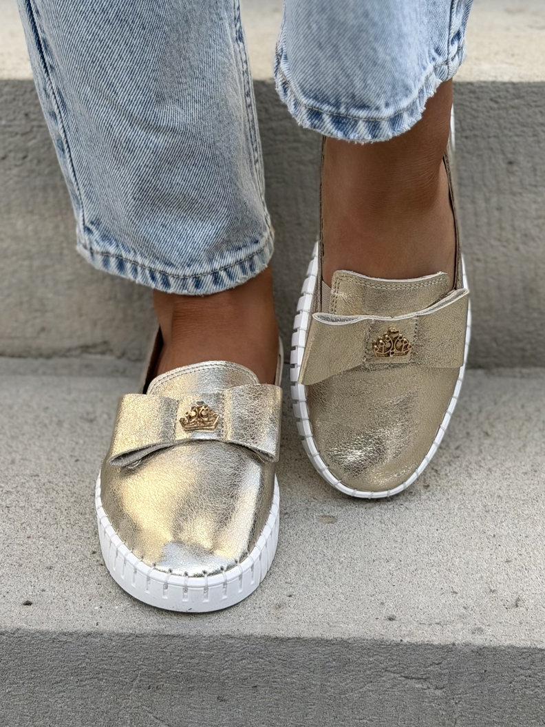 LEKKIE SLIP'ONY KAZADII SOFTIA GOLD KOKARDA skóra naturalna - obrazek 3