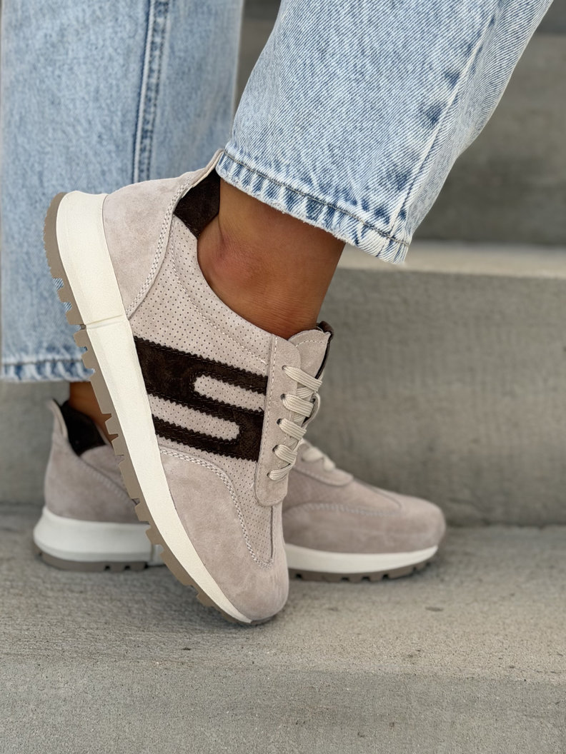 MEGA LEKKIE SNEAKERSY CONTE BEIGE skóra naturalna
