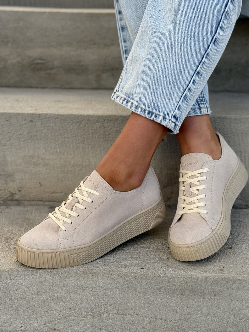 Minimalistyczne trampki KAZADII MILAGRO BEIGE SUEDE skóra naturalna - obrazek 8