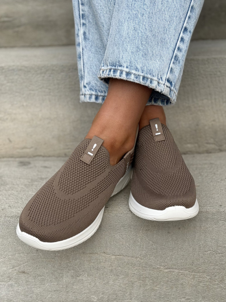 Sneakersy FLEX COMFORT COFFEE lekkie jak piórko - obrazek 7