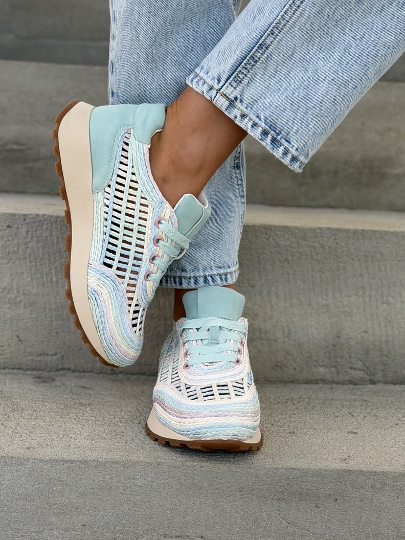 Sneakersy LANZAROTE BLUE ażurowe na wyższej podeszwie - obrazek 8