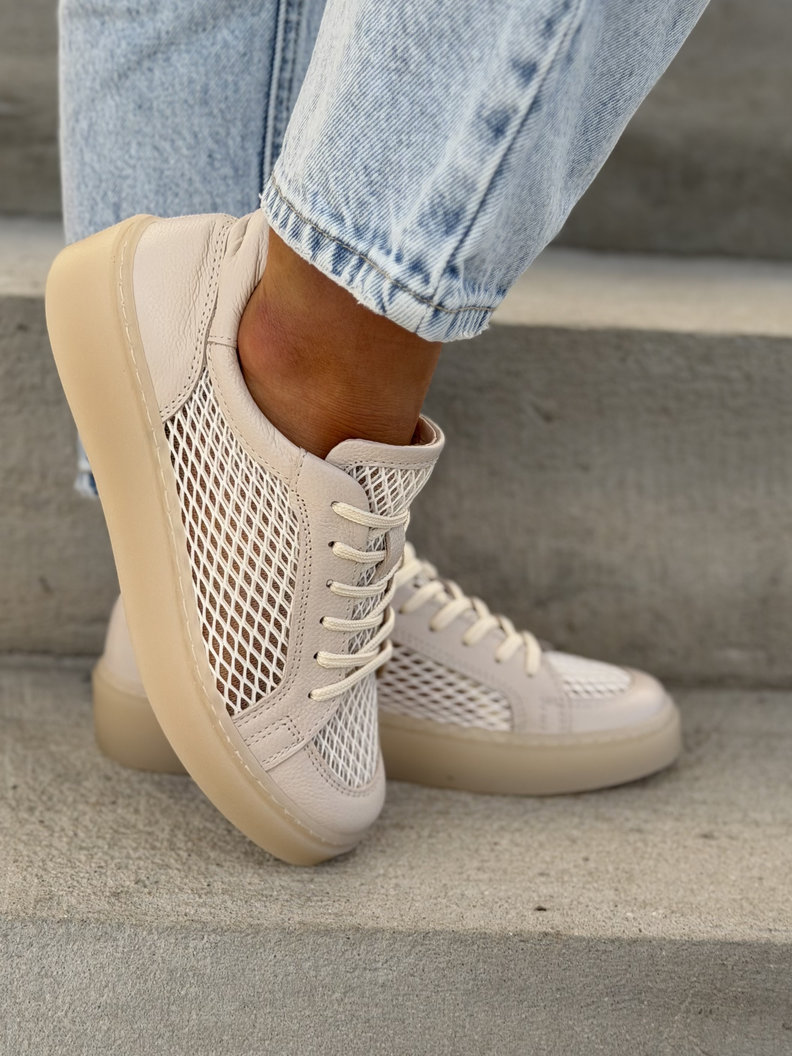 TRAMPKI KAZADII PRIMAVERA BEIGE z siatką skóra naturalna
