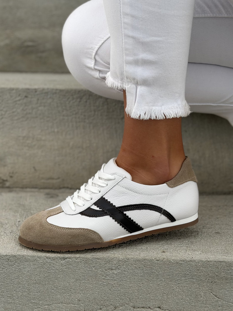 Sportowe buty damskie KAZADII MONEVA WHITE skóra naturalna - obrazek 9