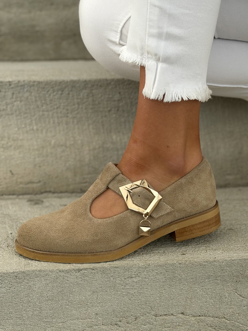 Zamszowe półbuty KAZADII ROSVELIA BEIGE skóra naturalna